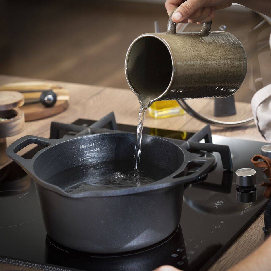 Pack wok 28 cm y cacerola 20 cm con tapa aluminio fundido Robusto