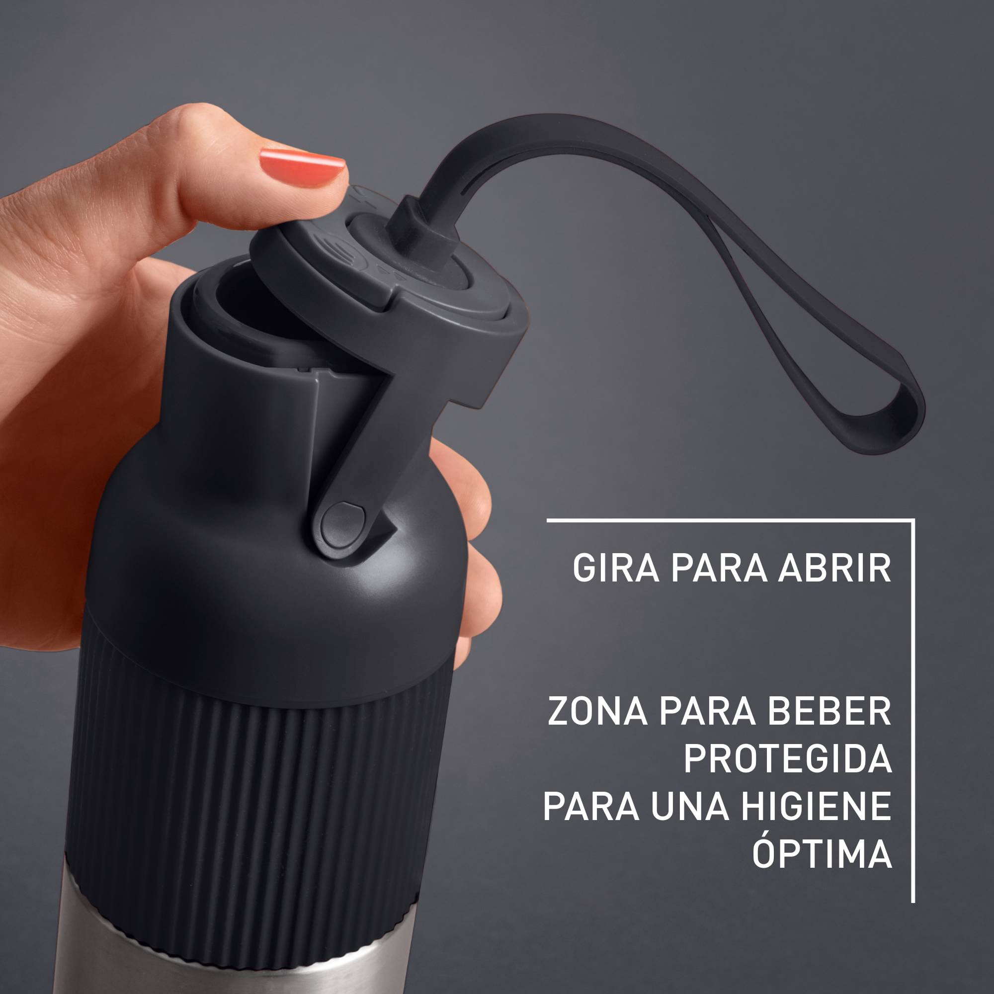 BeYou, Botella de hidratación, Tapa abatible,0,7 L, Reutilizable, 100 % hermética, Apta lavavajillas, Negra