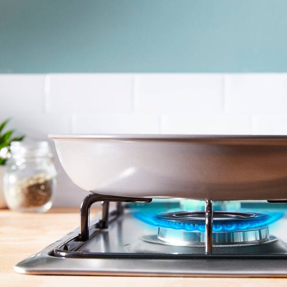 RESIST INTENSE WOK 28 CM