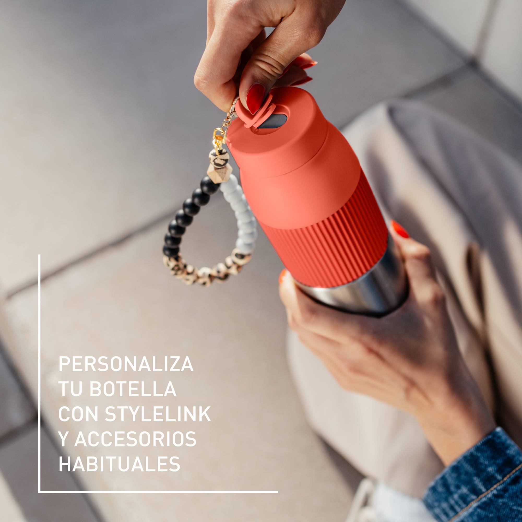 BeYou, Botella hidratación, Tapa giratoria, 100 % hermética, Apta para lavavajillas, 0,7 L, Naranja