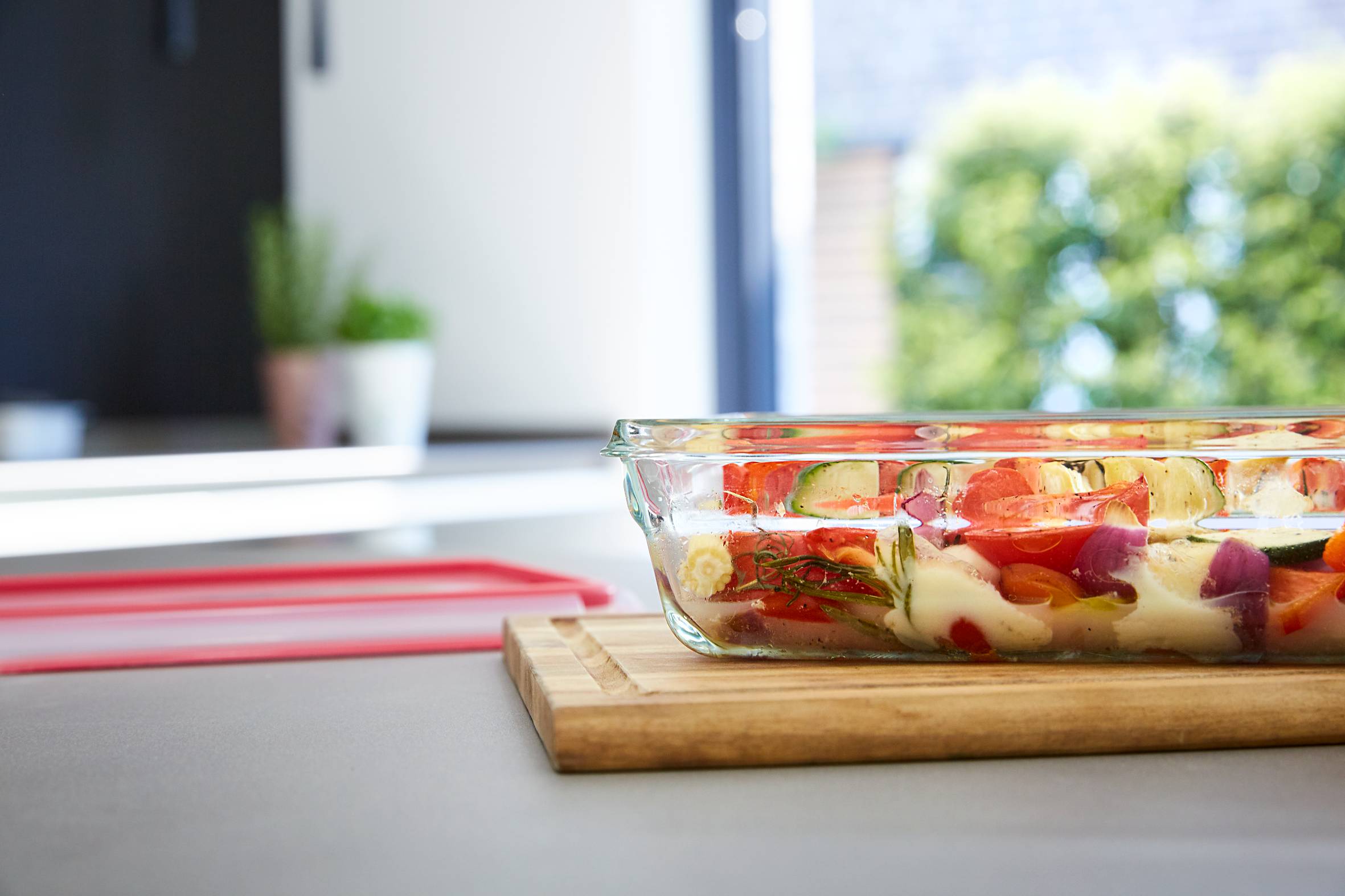 Masterseal, Hermético de cristal, Envase para alimentos, Rectangular, 1,3 L, Rojo