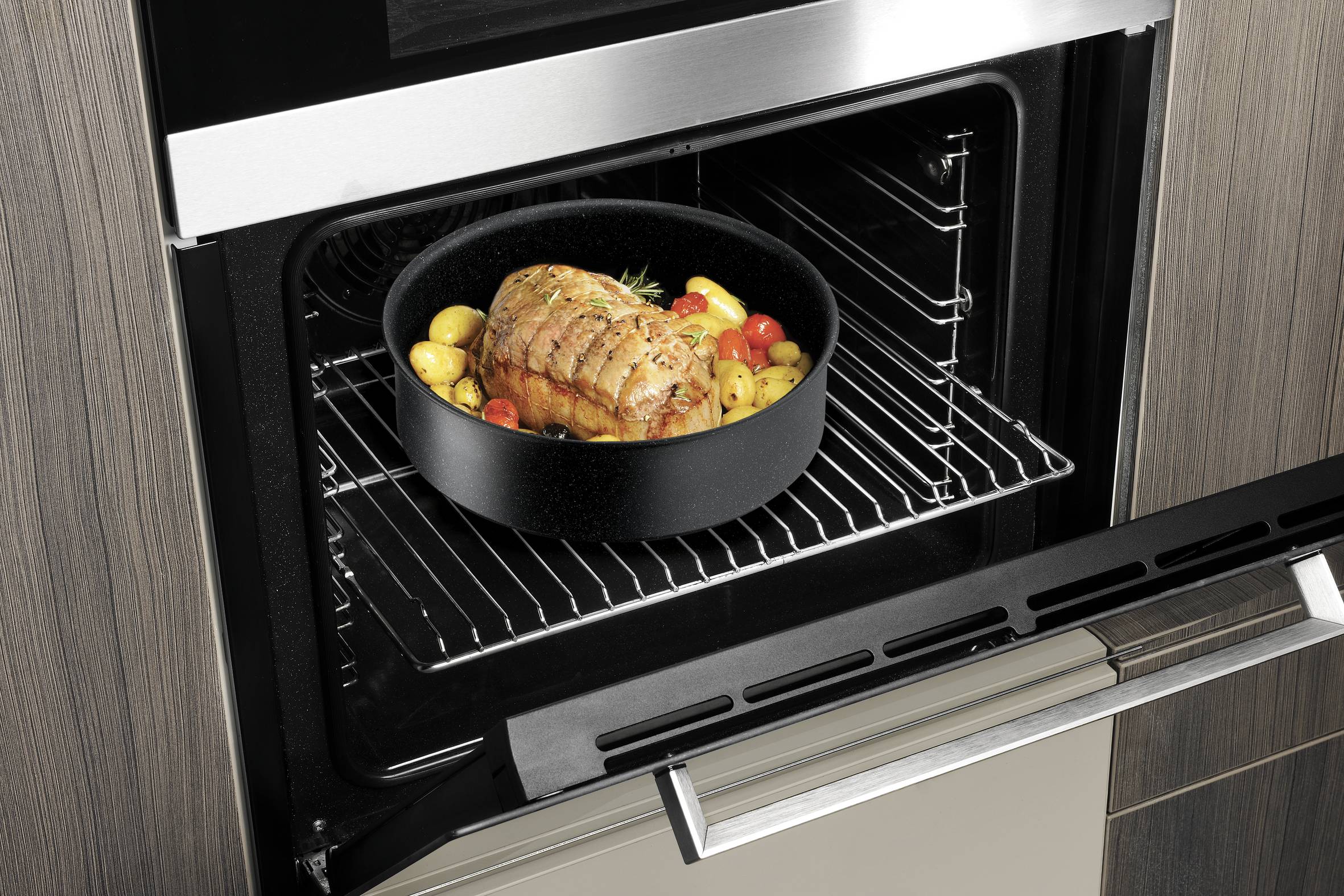 Ingenio Black Stone, Set de 3 piezas, Sartén 28 cm + Cazo 20 cm + 1 Mango Extraíble