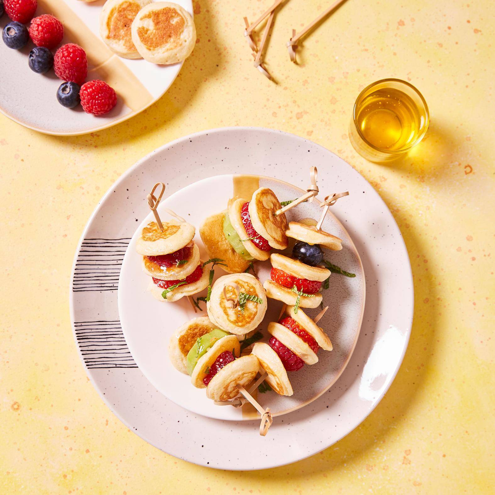 Mini brochetas de panqueques y frutas - Receta Perfectmix + | Tefal