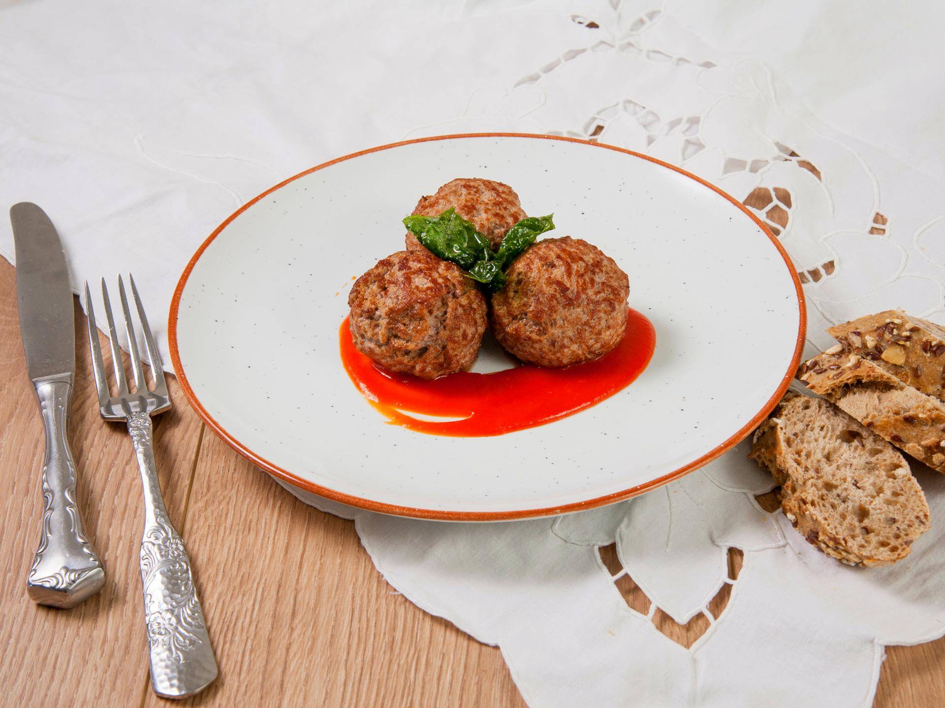 Albóndigas con salsa de tomate y albahaca - Receta Actifry Family - 1.5kg | Tefal