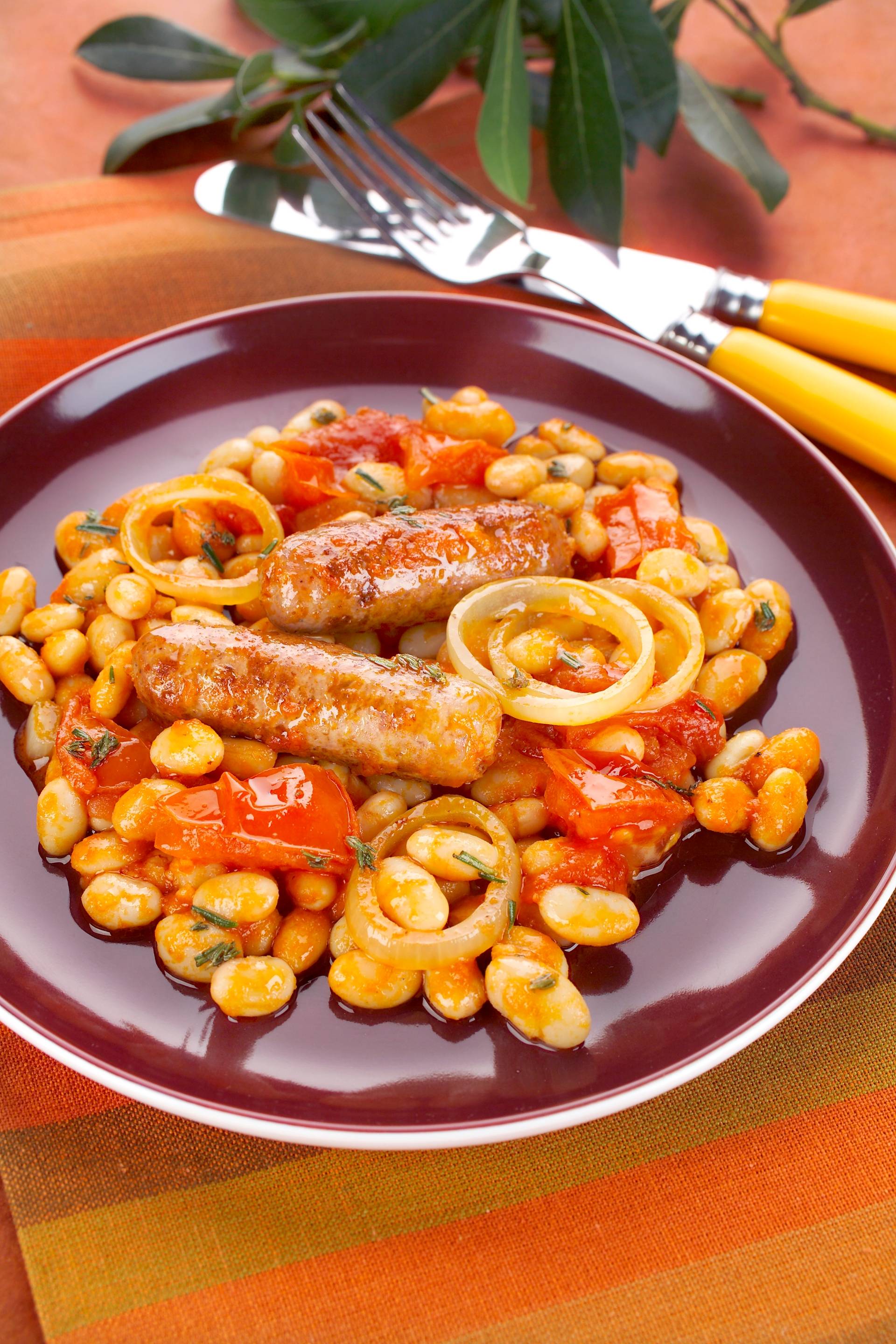 Guiso de salchichas y alubias Receta Actifry Express 1kg Tefal Guiso de salchichas y alubias Receta Actifry Express 1kg Tefal