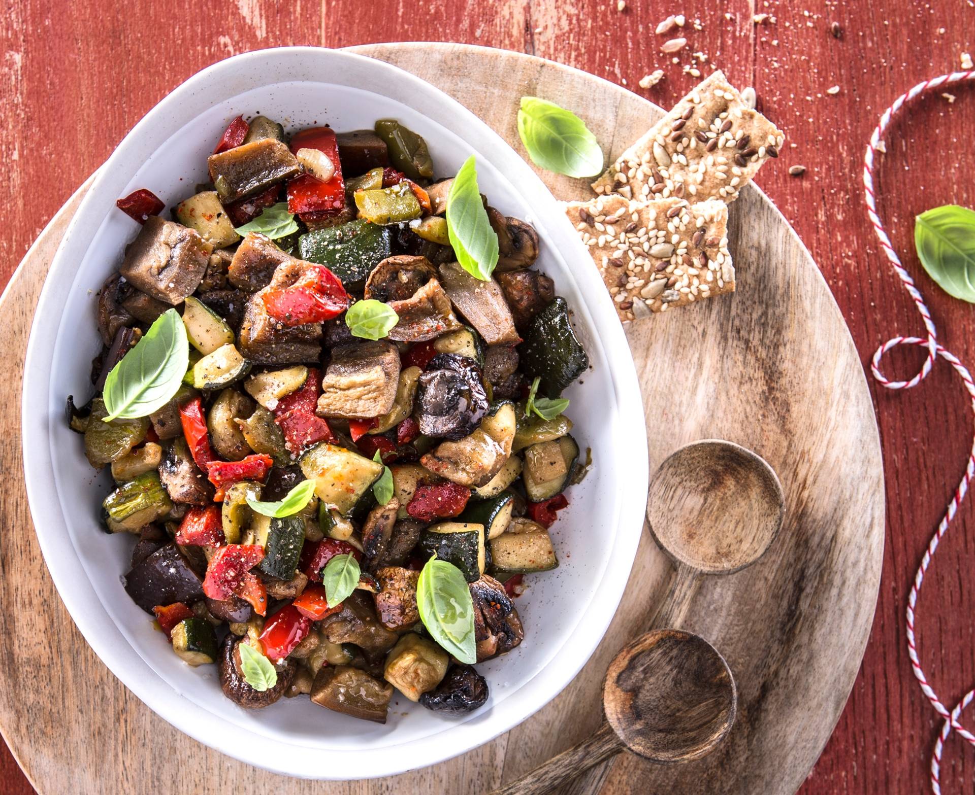 Salteado vegano de verduras mediterráneas - Receta Actifry Genius XL | Tefal