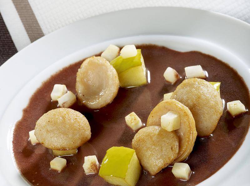 Pudin blanco con patatas, apio y salsa de morcilla - Receta Actifry Express 1kg | Tefal