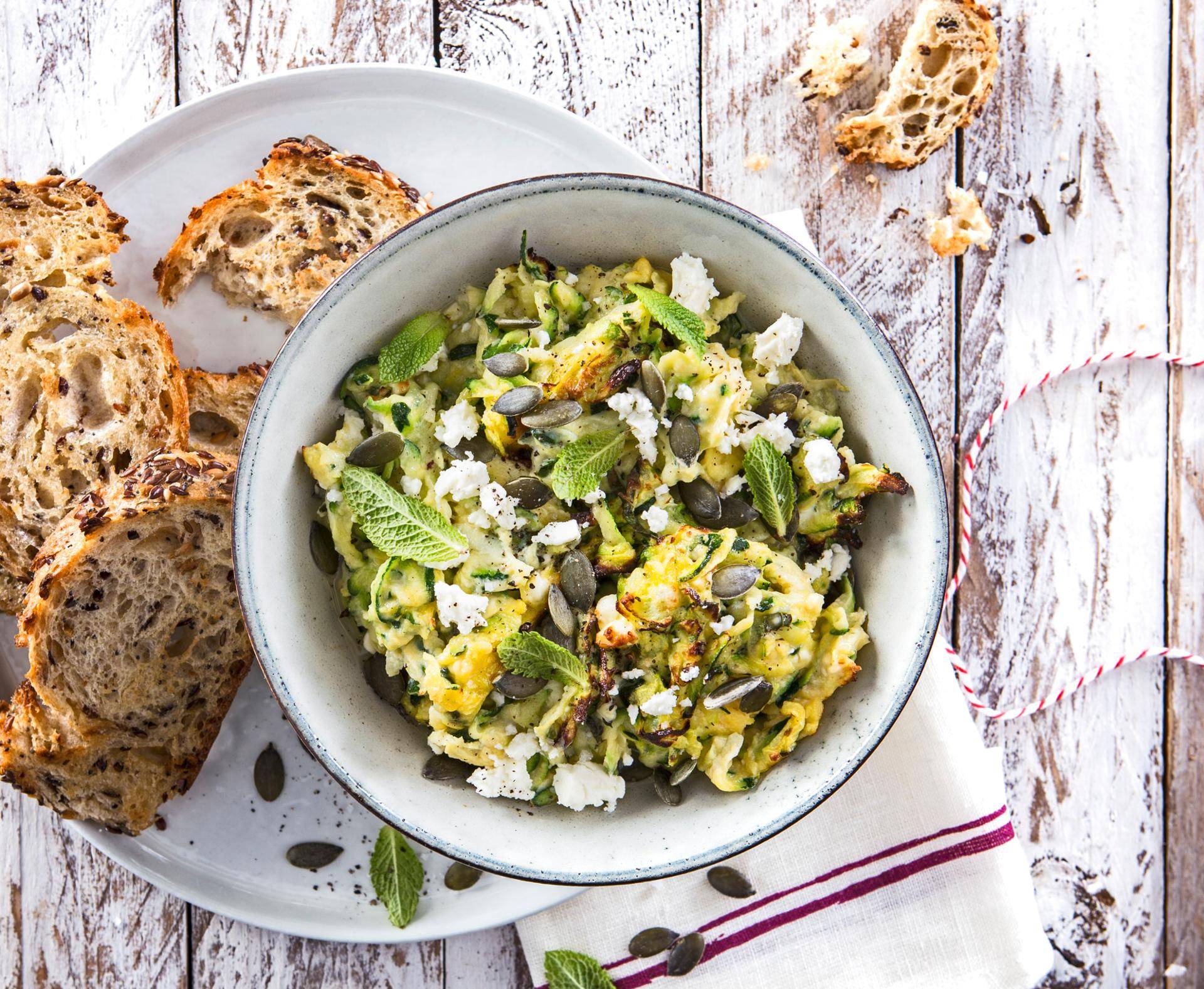 Crema para untar de calabacín y menta - Receta Actifry Genius XL | Tefal