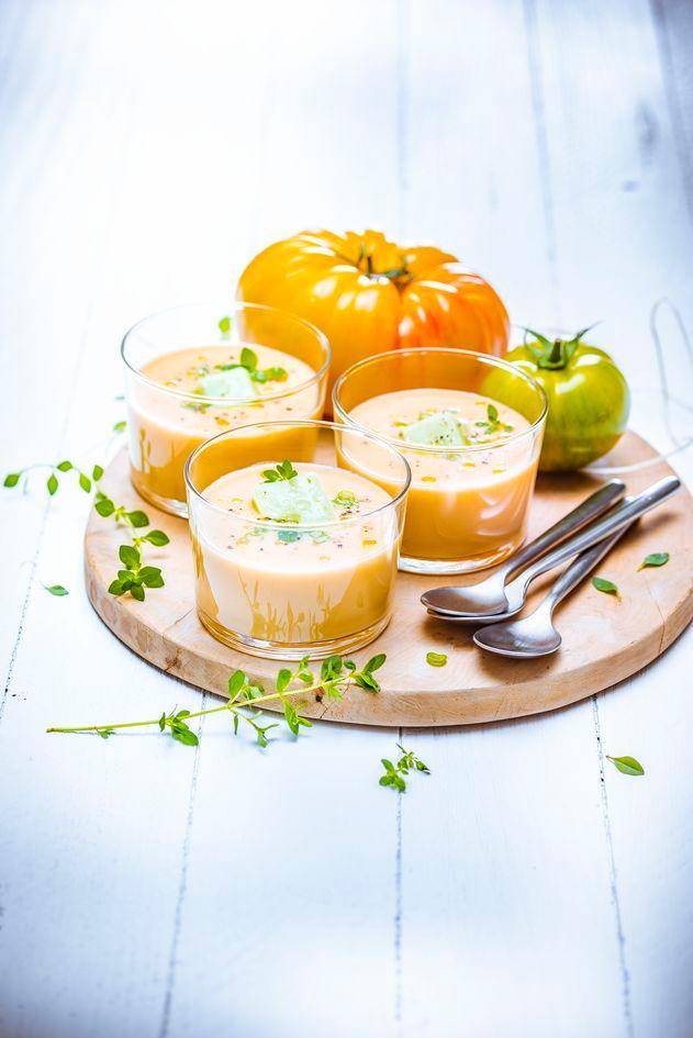 Gazpacho de tomate amarillo con cubitos de tomate verde - Receta Perfectmix + | Tefal