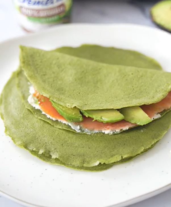 Crepes de espinacas con queso crema y salmón ahumado - Receta Infiny Mix + | Tefal