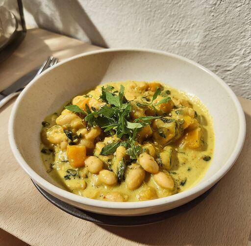 Curry de frijoles blancos con leche de coco - Receta Sartenes y Ollas | Tefal