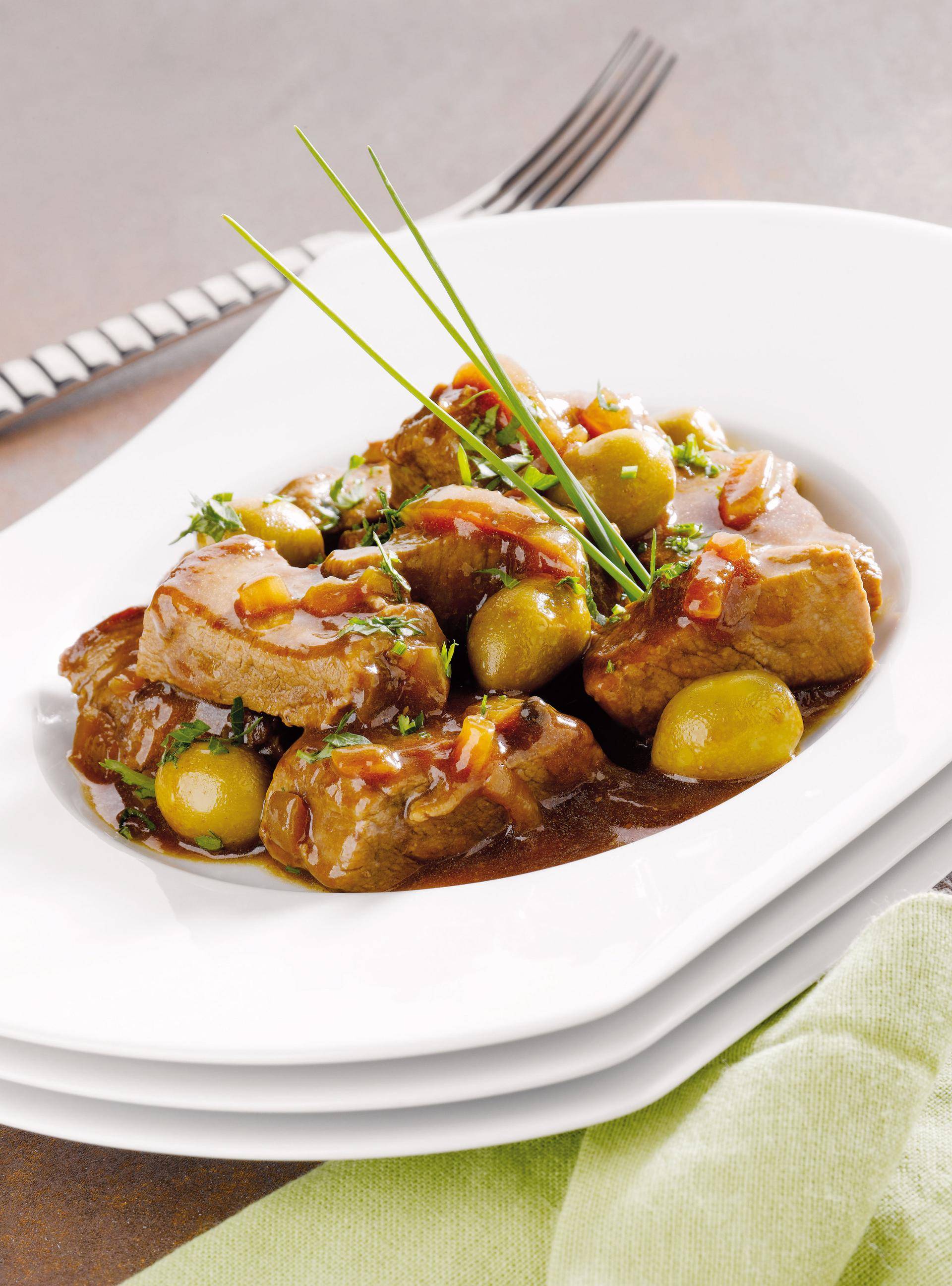 Cerdo salteado con aceitunas verdes - Receta Actifry Genius XL | Tefal