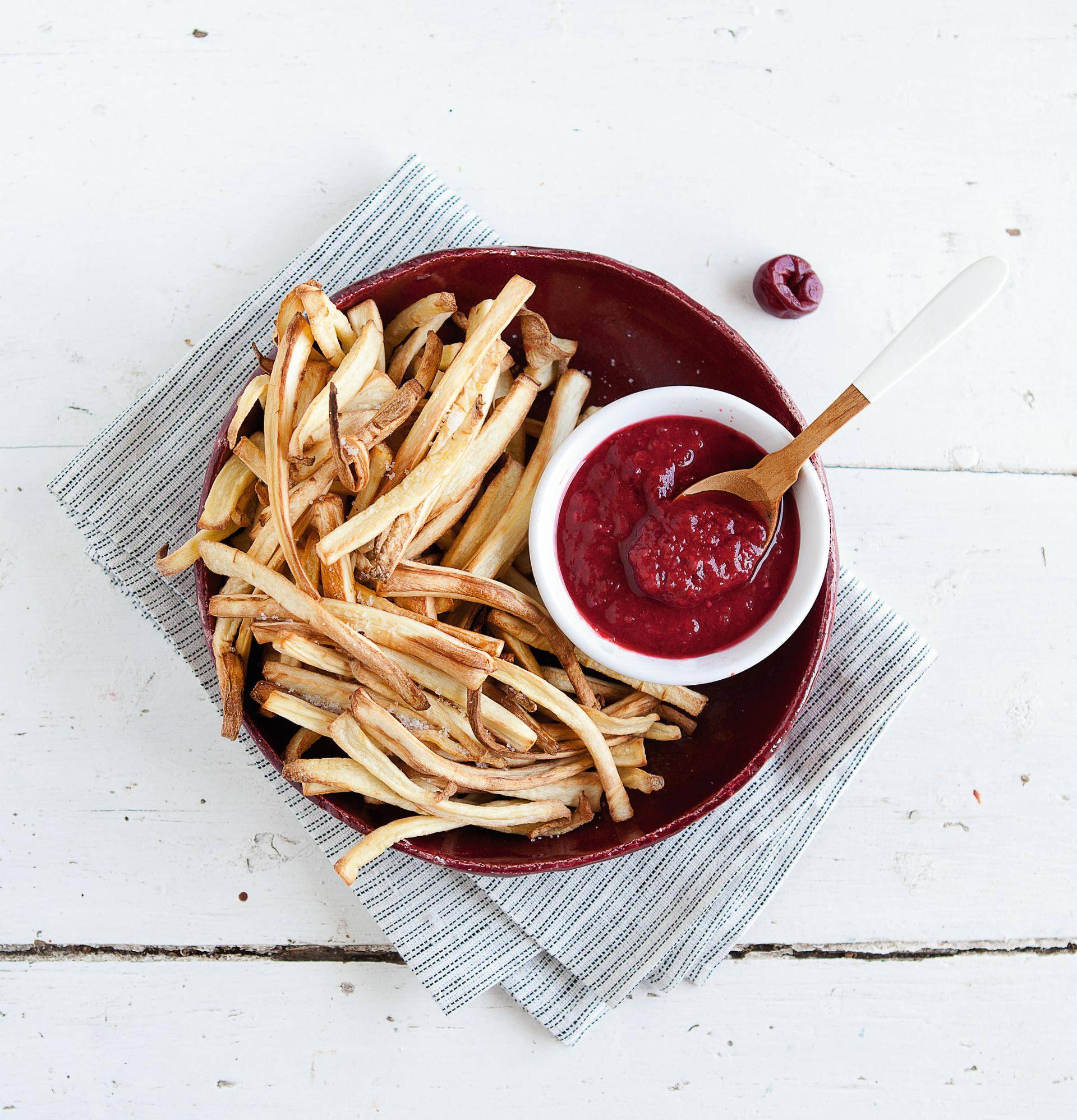 Patatas fritas de chirivía - Receta Actifry Genius XL | Tefal