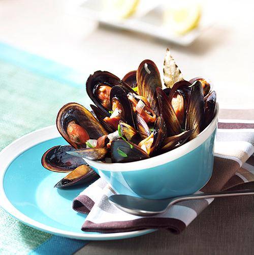 Mejillones al vino blanco con tomates cherry y albahaca - Receta Actifry Express 1kg | Tefal